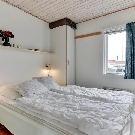 Holiday home Blomma - 350m From The Sea In Western Jutland By Interhome Lakolk