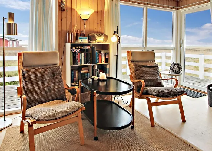 Blomma - 350m From The Sea By Interhome Lakolk